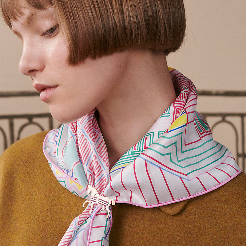 HERMÈS カシシル CHEVAL A 歩ま LA COUVERTURE ストール